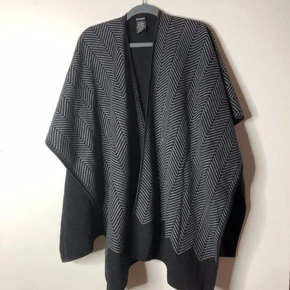 Ike Behar Reversible Gray & Black Poncho Ruana - Picture 2 of 6
